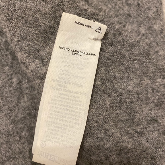 MUJI 100% Wool Scarf - Picture 4 of 6